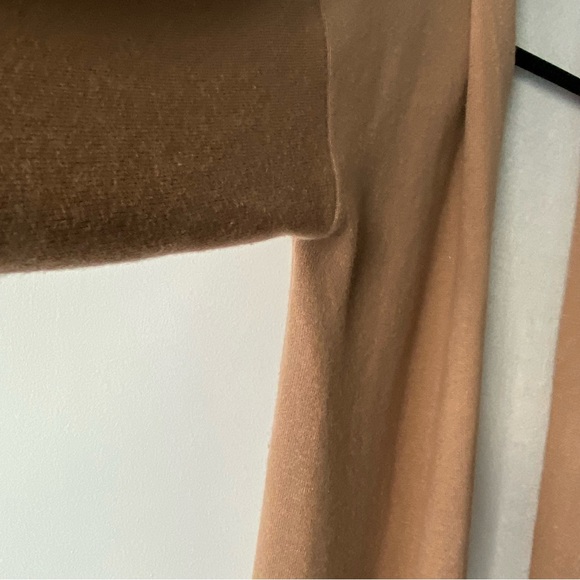 ❌SOLD❌ Babaton Lance Cardiagan - Picture 7 of 13